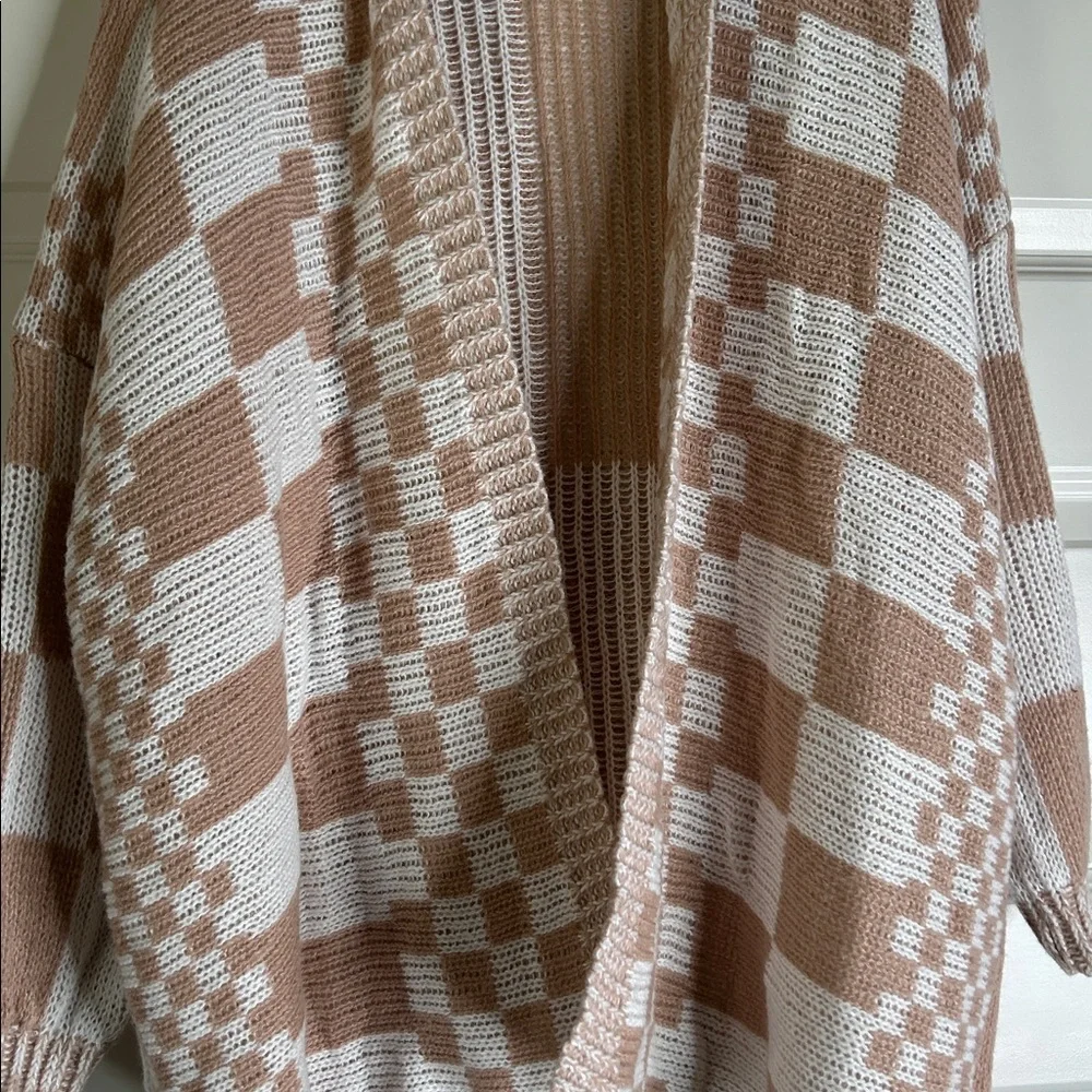 Womens Long Sleeve Cardigan - Picture 3 of 6